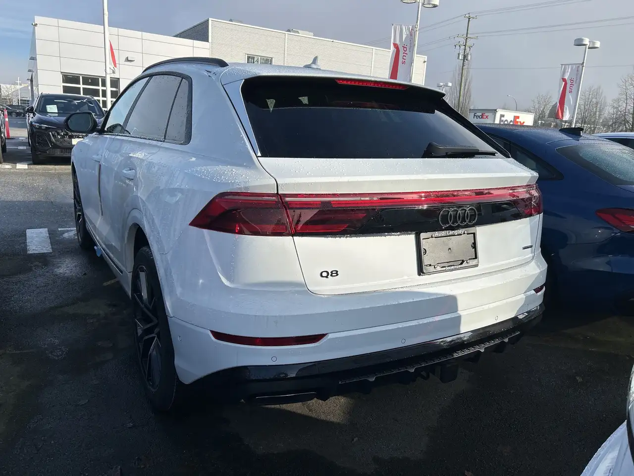 Audi Q8 снимка Audi Q8