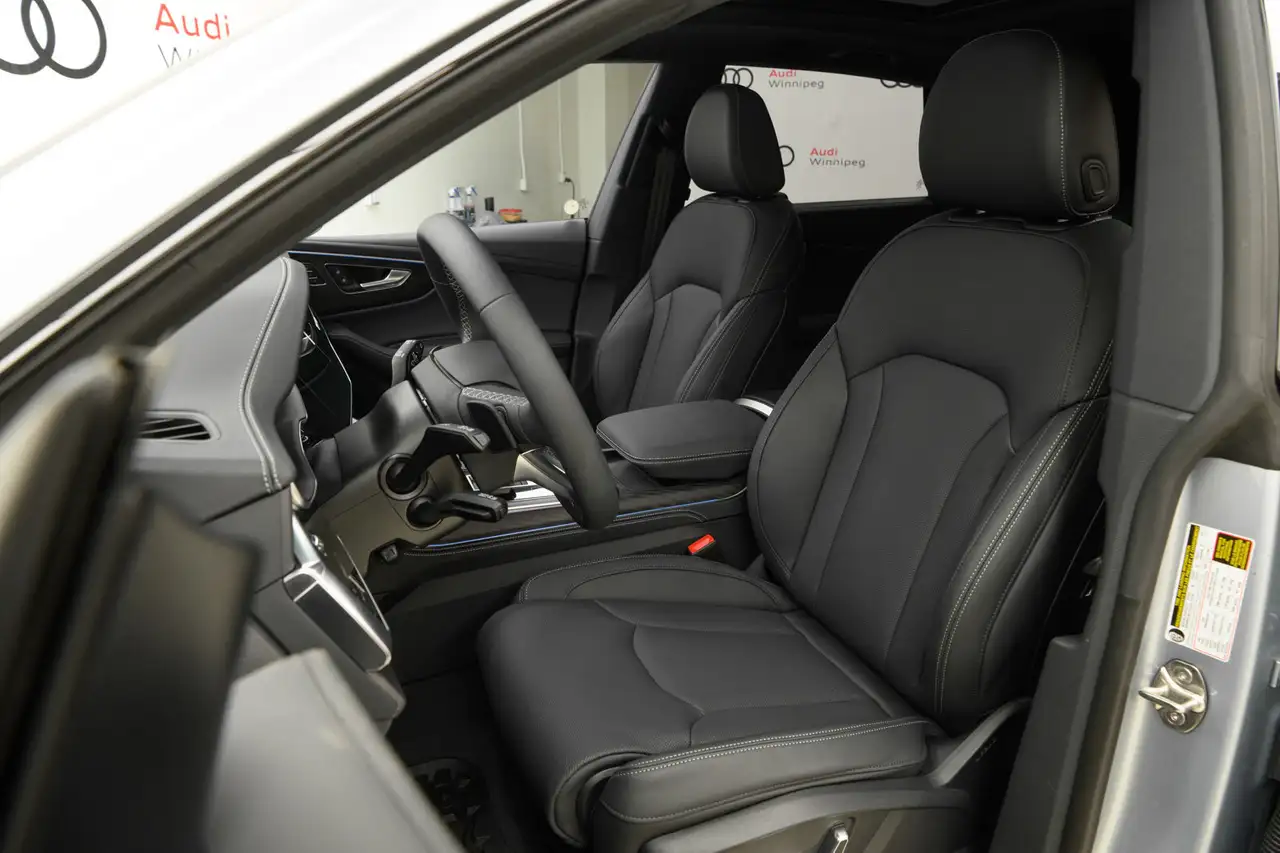 Audi Q8 fotografie Audi Q8