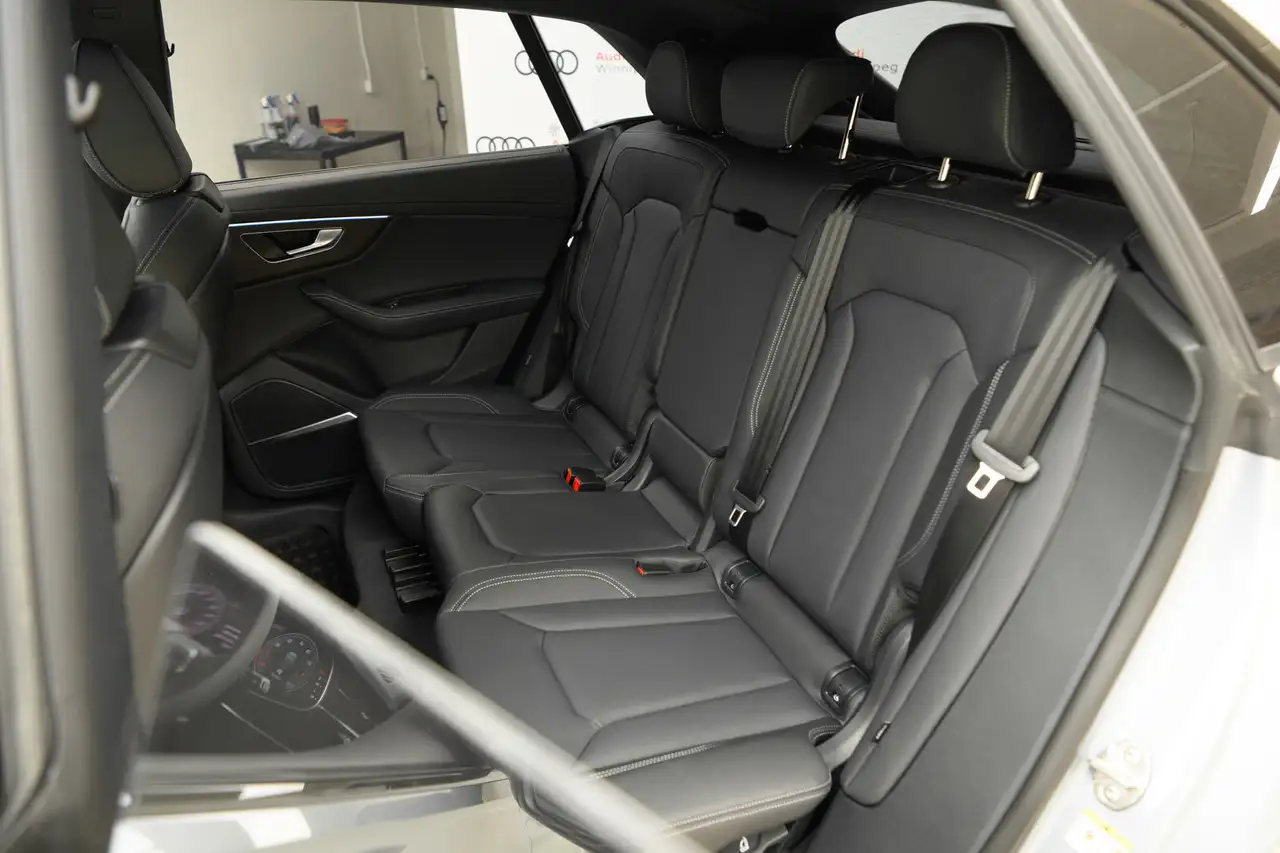 Audi Q8 fotografie Audi Q8