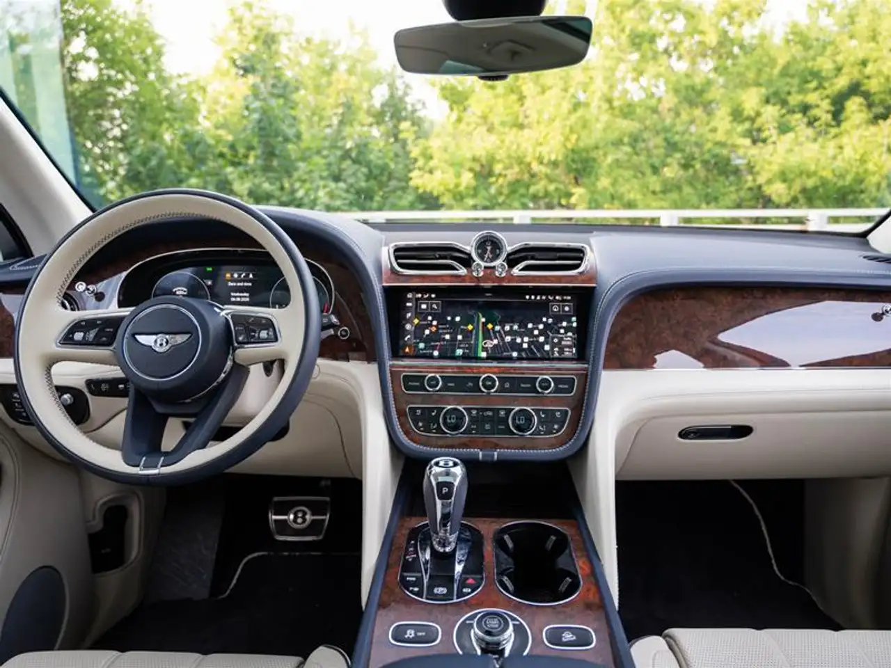 Bentley Bentayga fotografie Bentley Bentayga