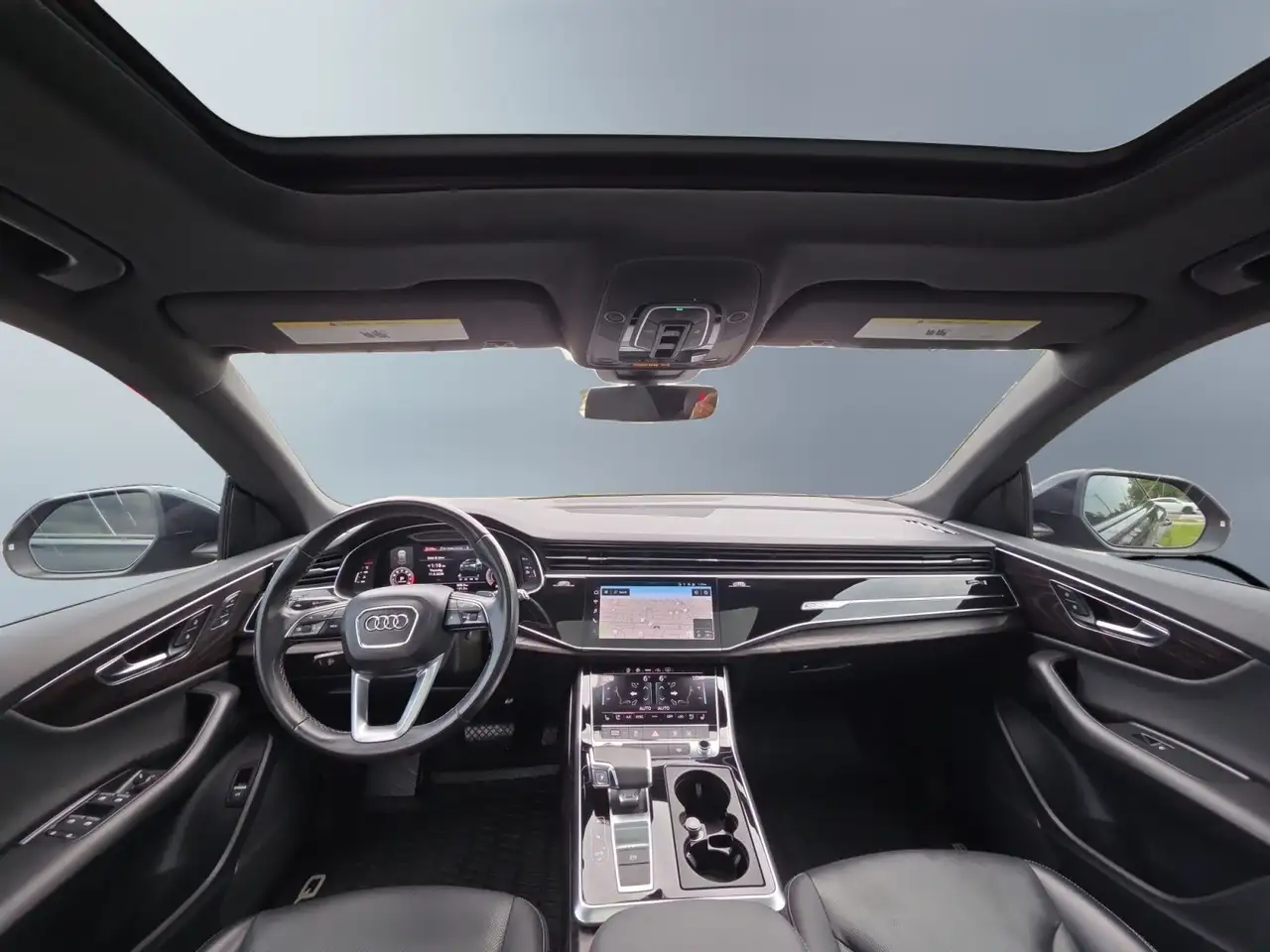 Audi Q8 photo Audi Q8