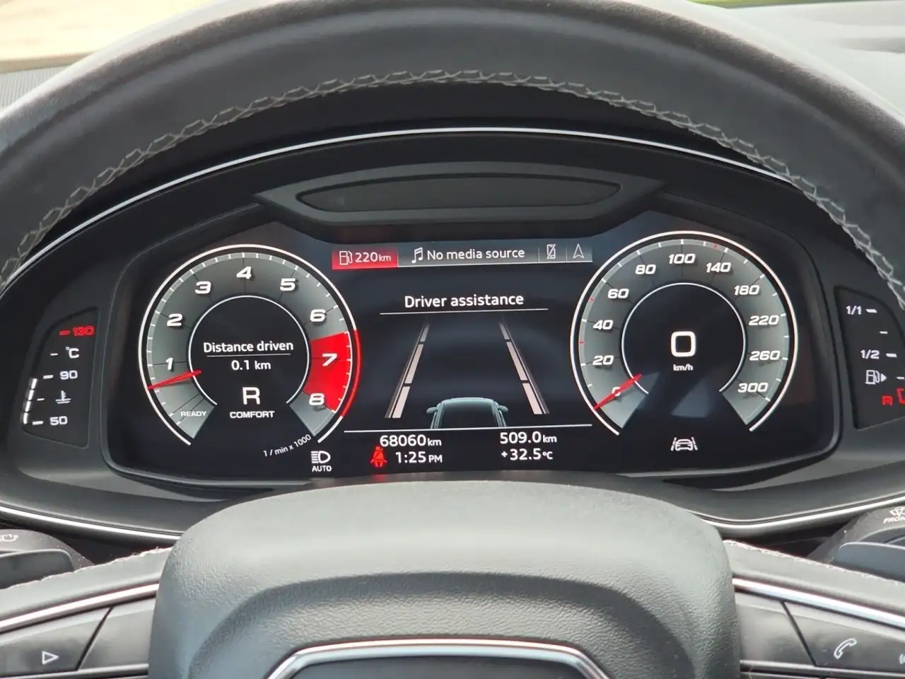 Audi Q8 photo Audi Q8