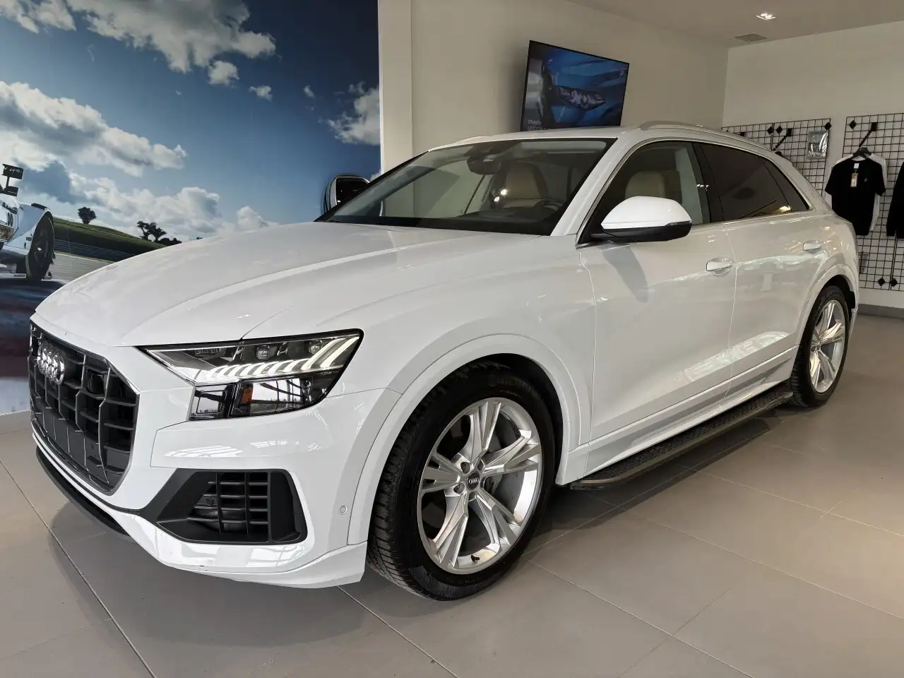 2019 Audi Q8 photo 2019 Audi Q8