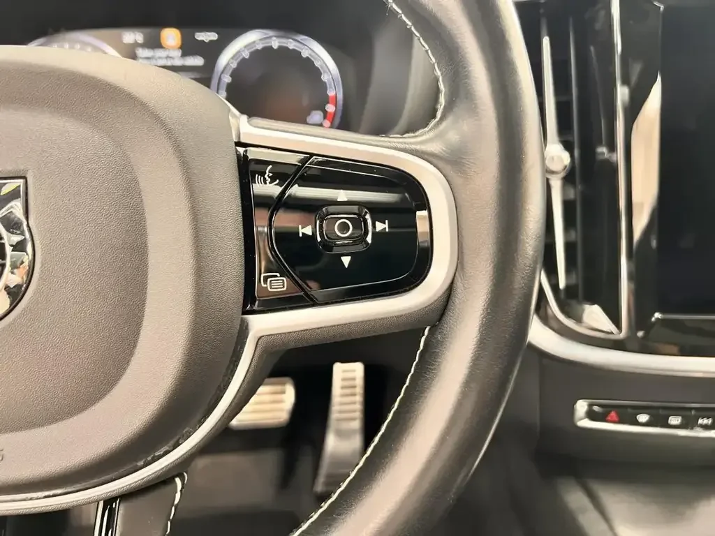 Volvo S60 снимка Volvo S60