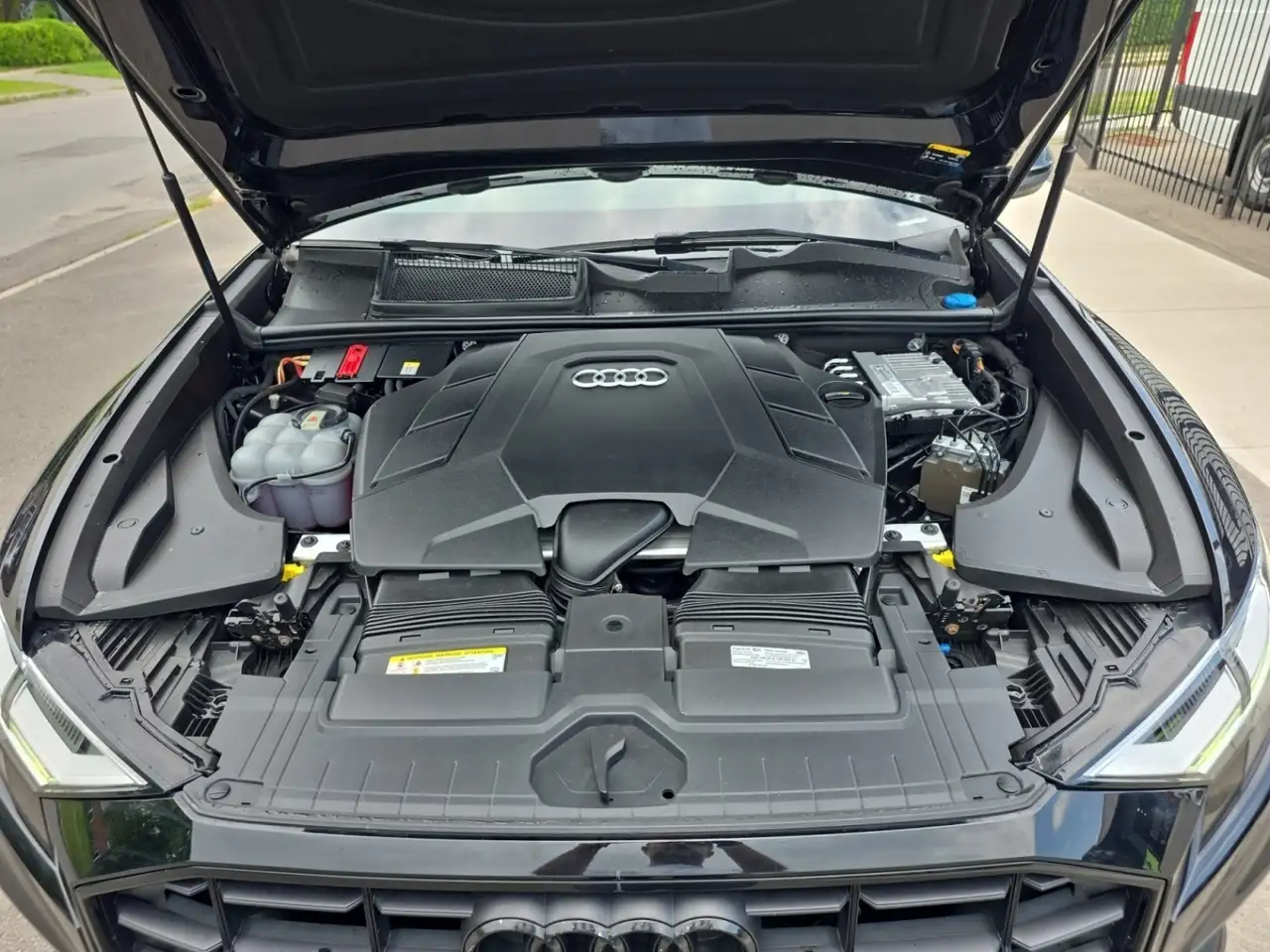 Audi Q8 photo Audi Q8