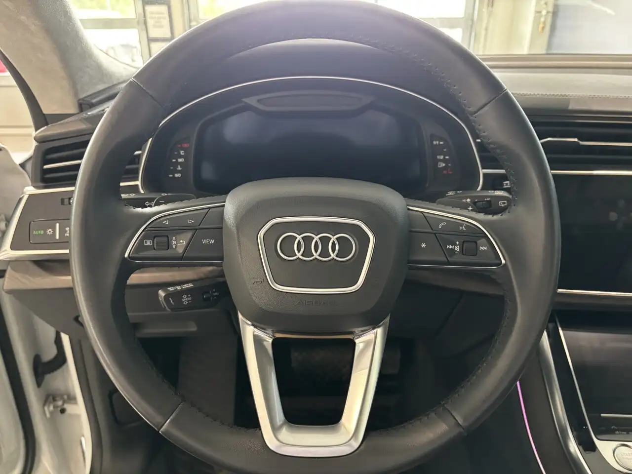 Audi Q8 photo Audi Q8
