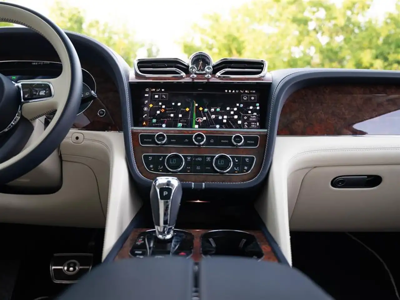 Bentley Bentayga fotografie Bentley Bentayga