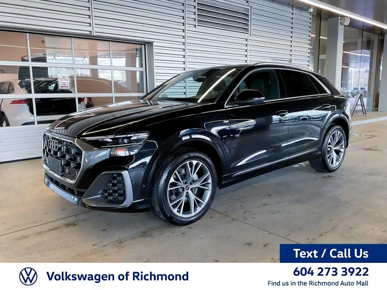 2025 Audi Q8 photo 2025 Audi Q8