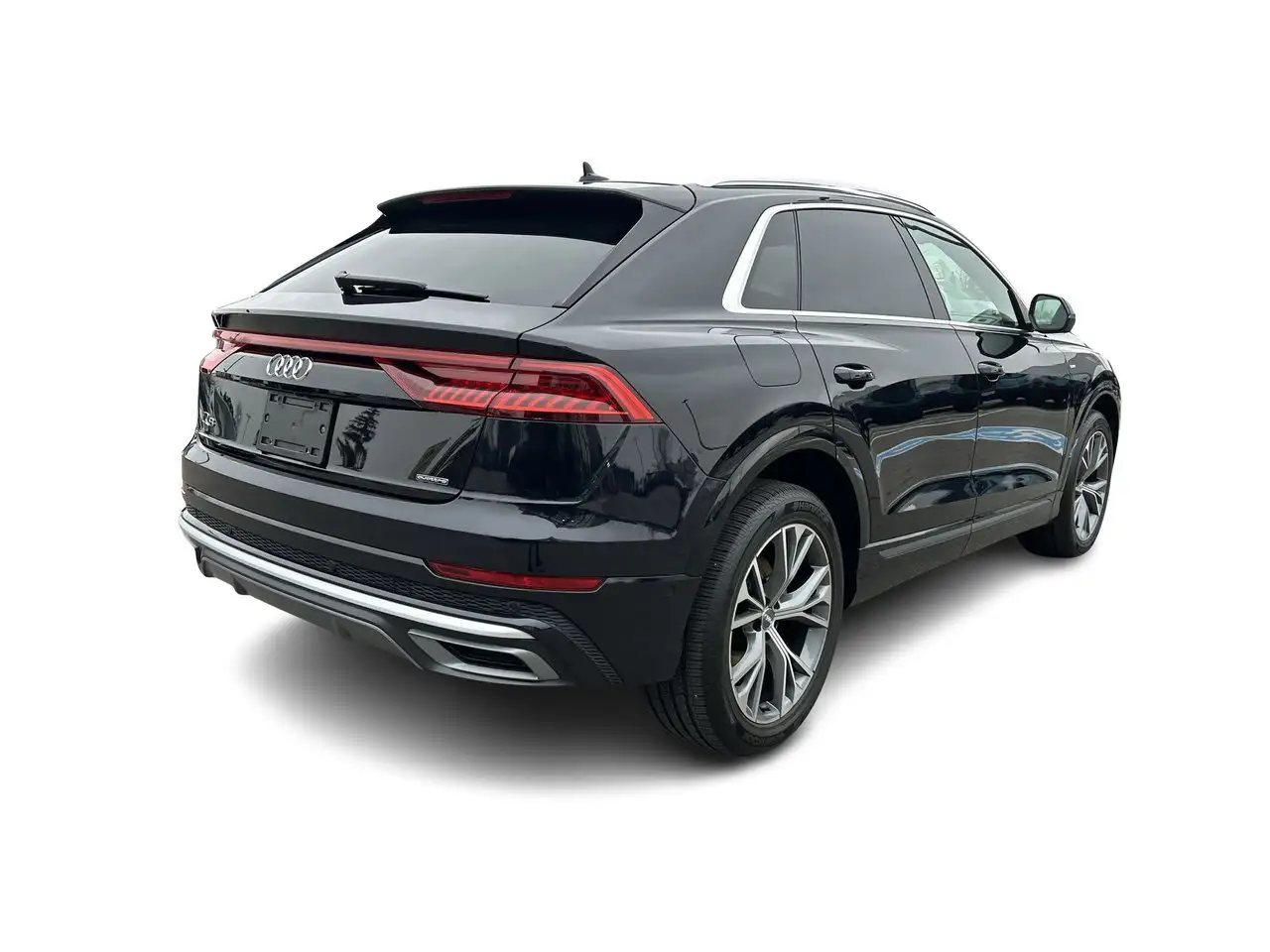 Audi Q8 снимка Audi Q8