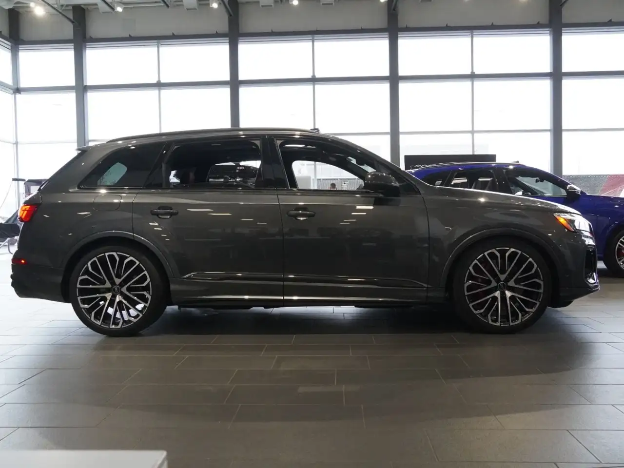 Audi SQ7 photo Audi SQ7