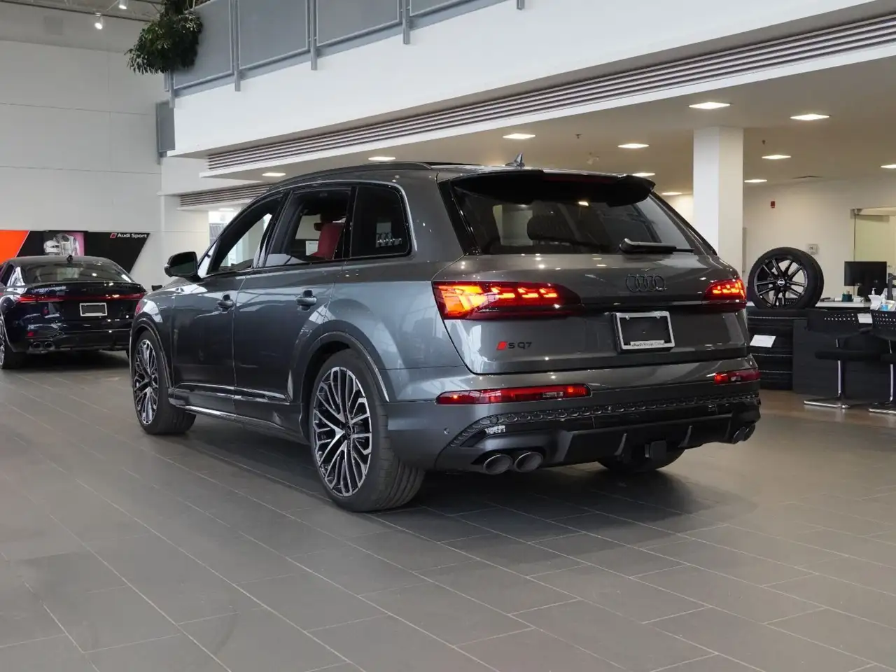 Audi SQ7 photo Audi SQ7