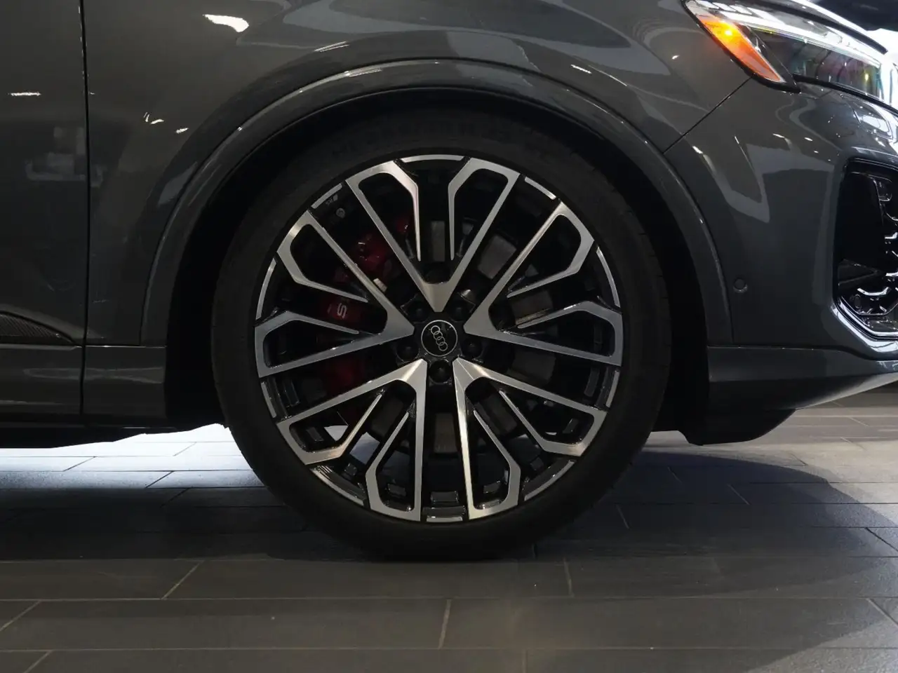 Audi SQ7 photo Audi SQ7