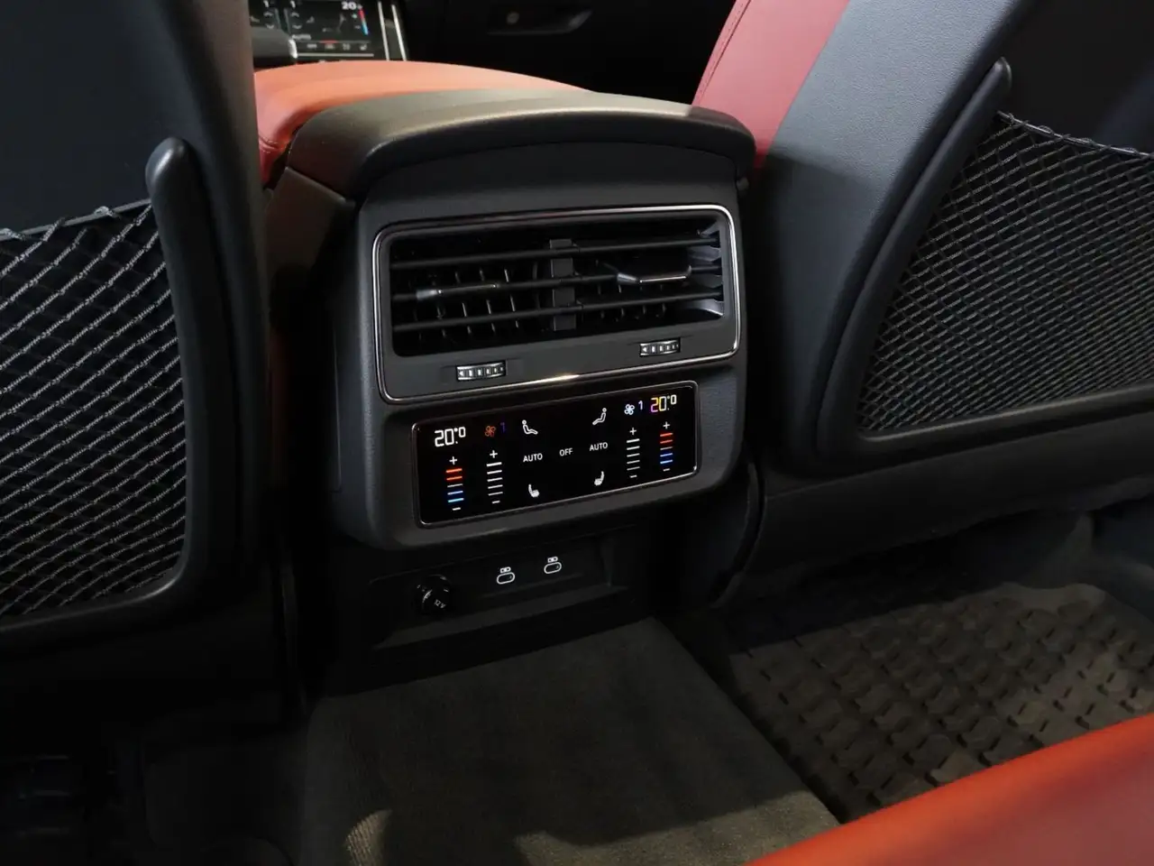 Audi SQ7 photo Audi SQ7