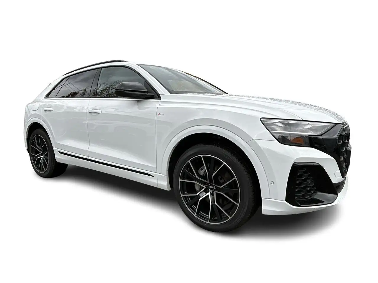 Audi Q8 photo Audi Q8