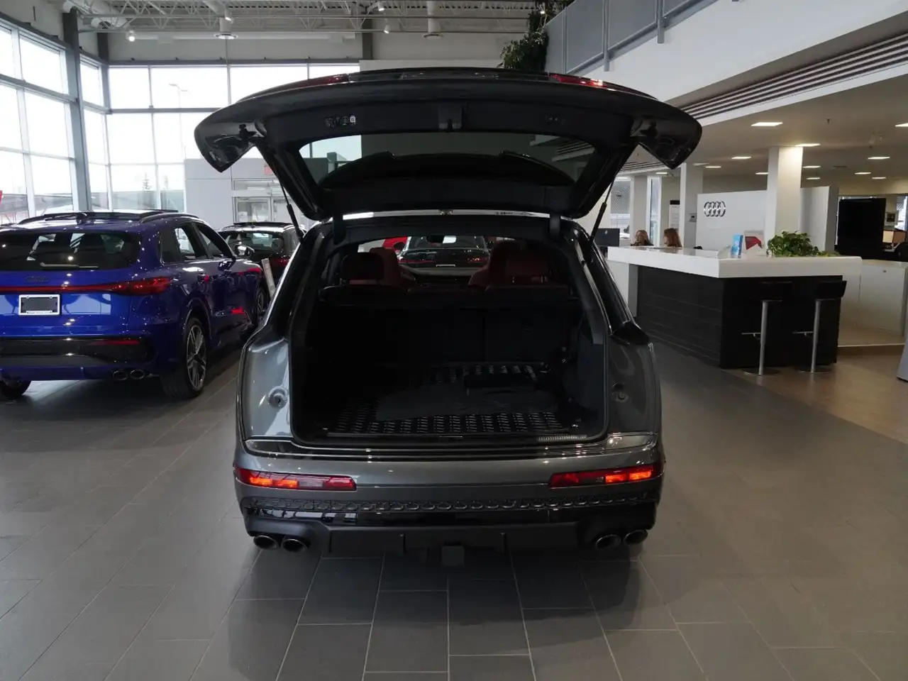 Audi SQ7 photo Audi SQ7