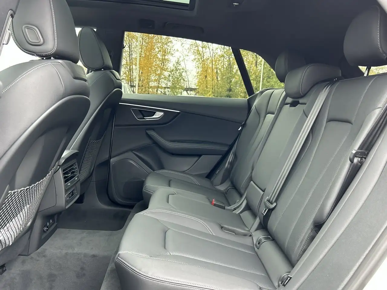 Audi Q8 photo Audi Q8