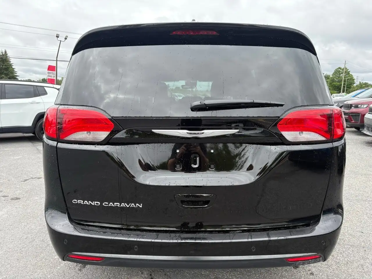 Chrysler Grand Caravan снимка Chrysler Grand Caravan