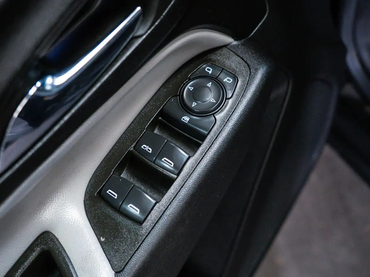Chevrolet Equinox photo Chevrolet Equinox