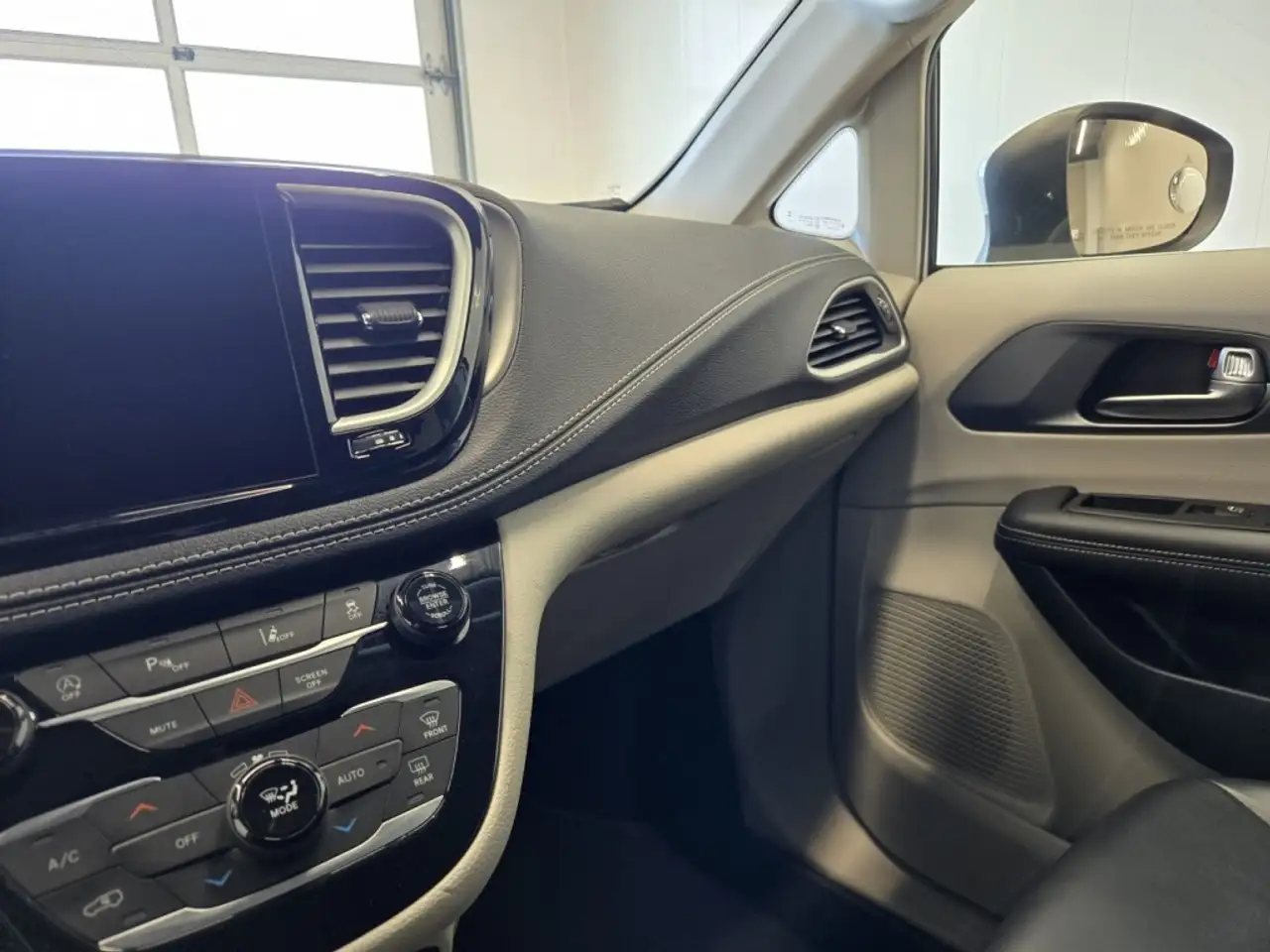 Chrysler Pacifica fotografie Chrysler Pacifica