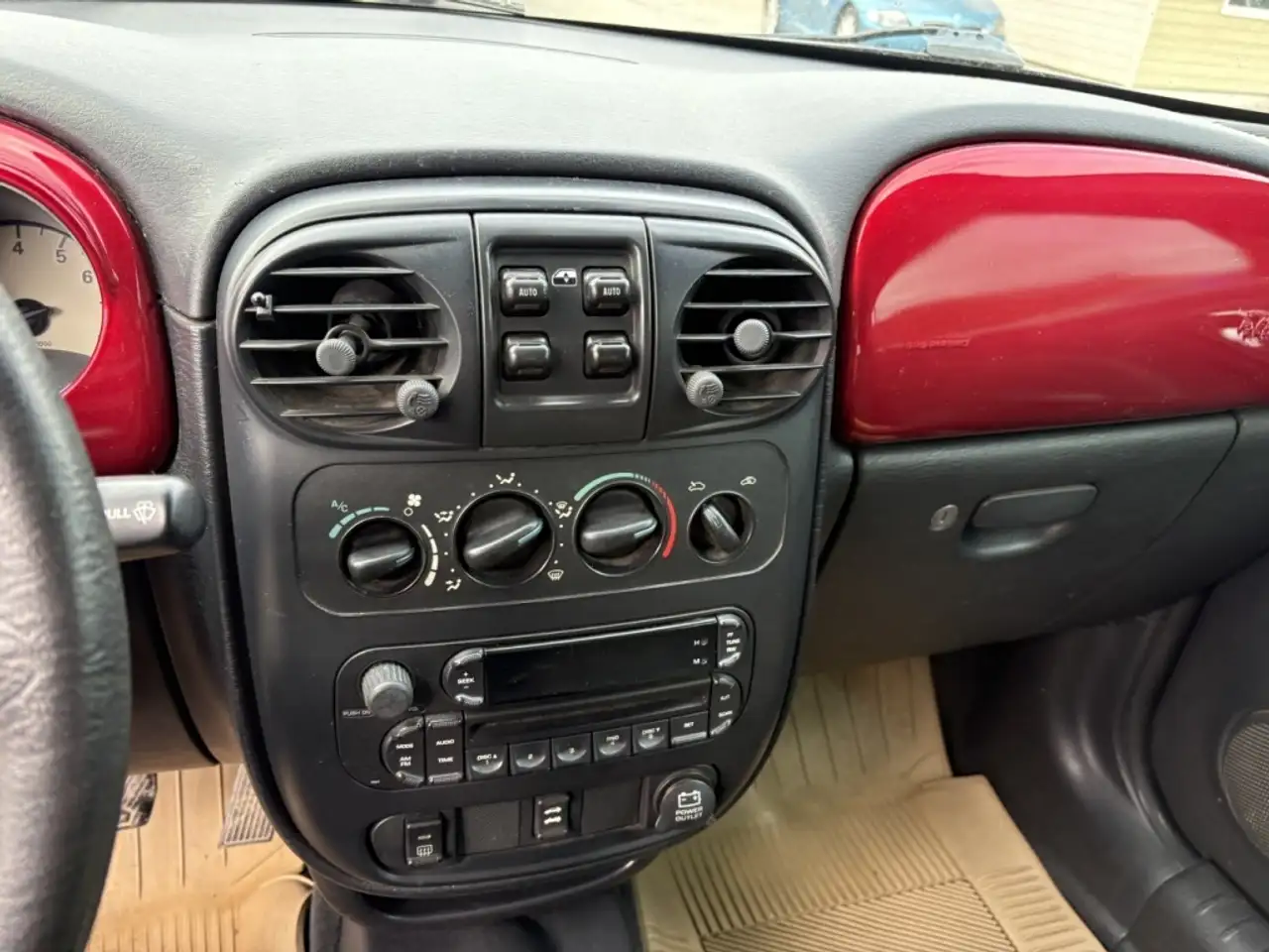 Chrysler PT Cruiser photo Chrysler PT Cruiser