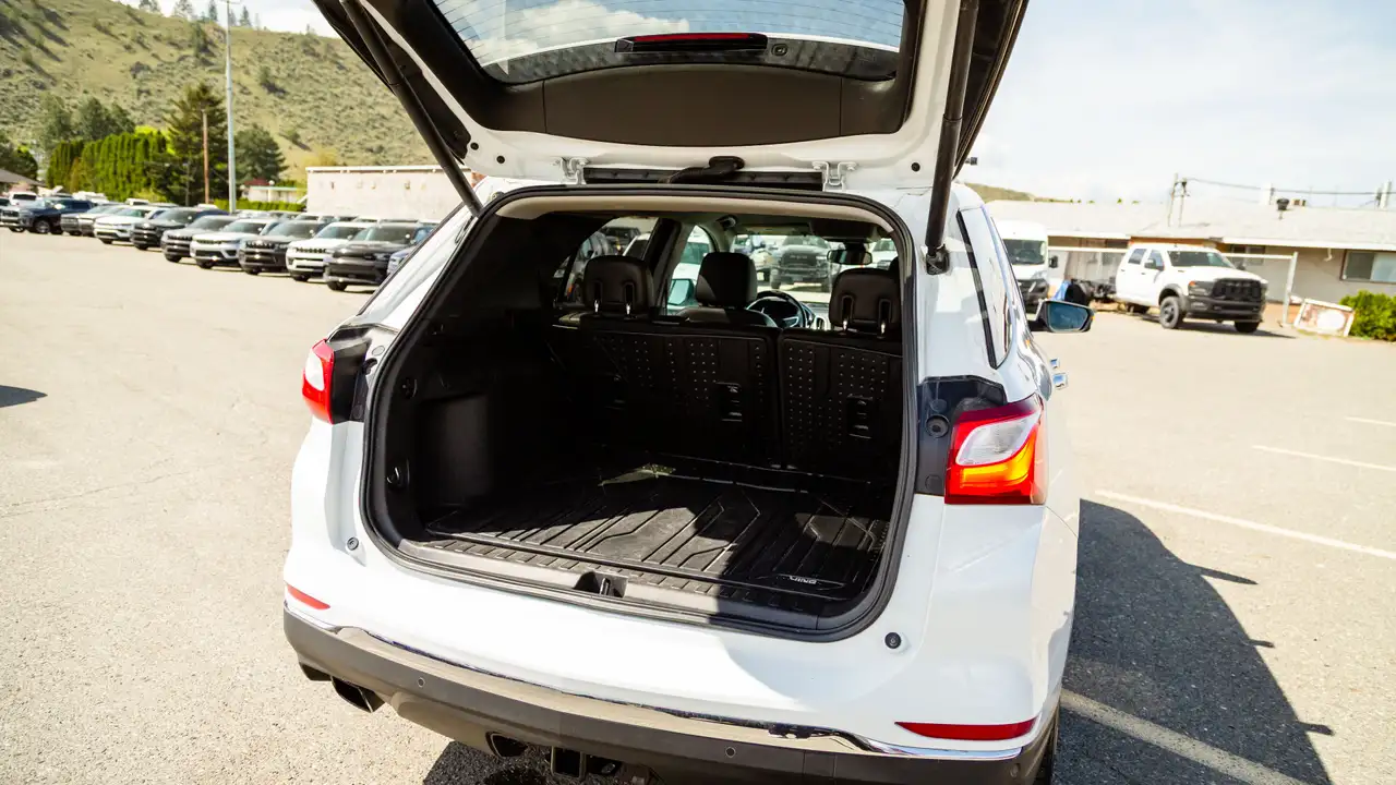 Chevrolet Equinox снимка Chevrolet Equinox