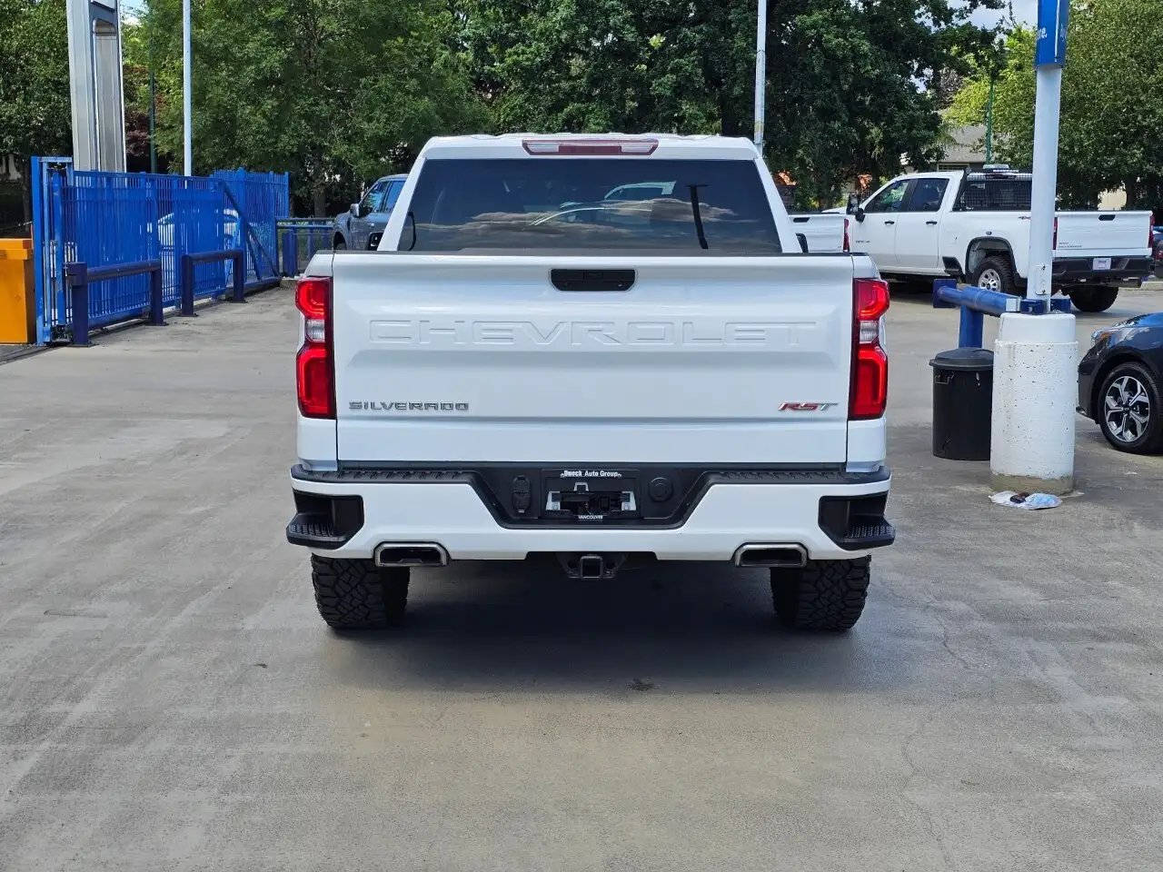 Chevrolet Silverado 1500 photo Chevrolet Silverado 1500
