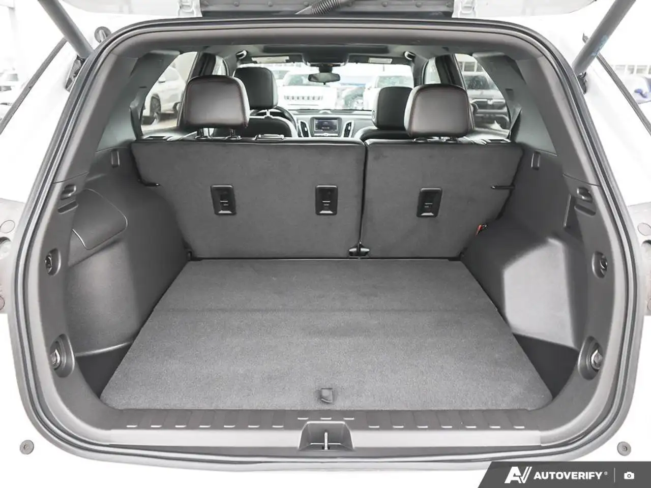 Chevrolet Equinox снимка Chevrolet Equinox