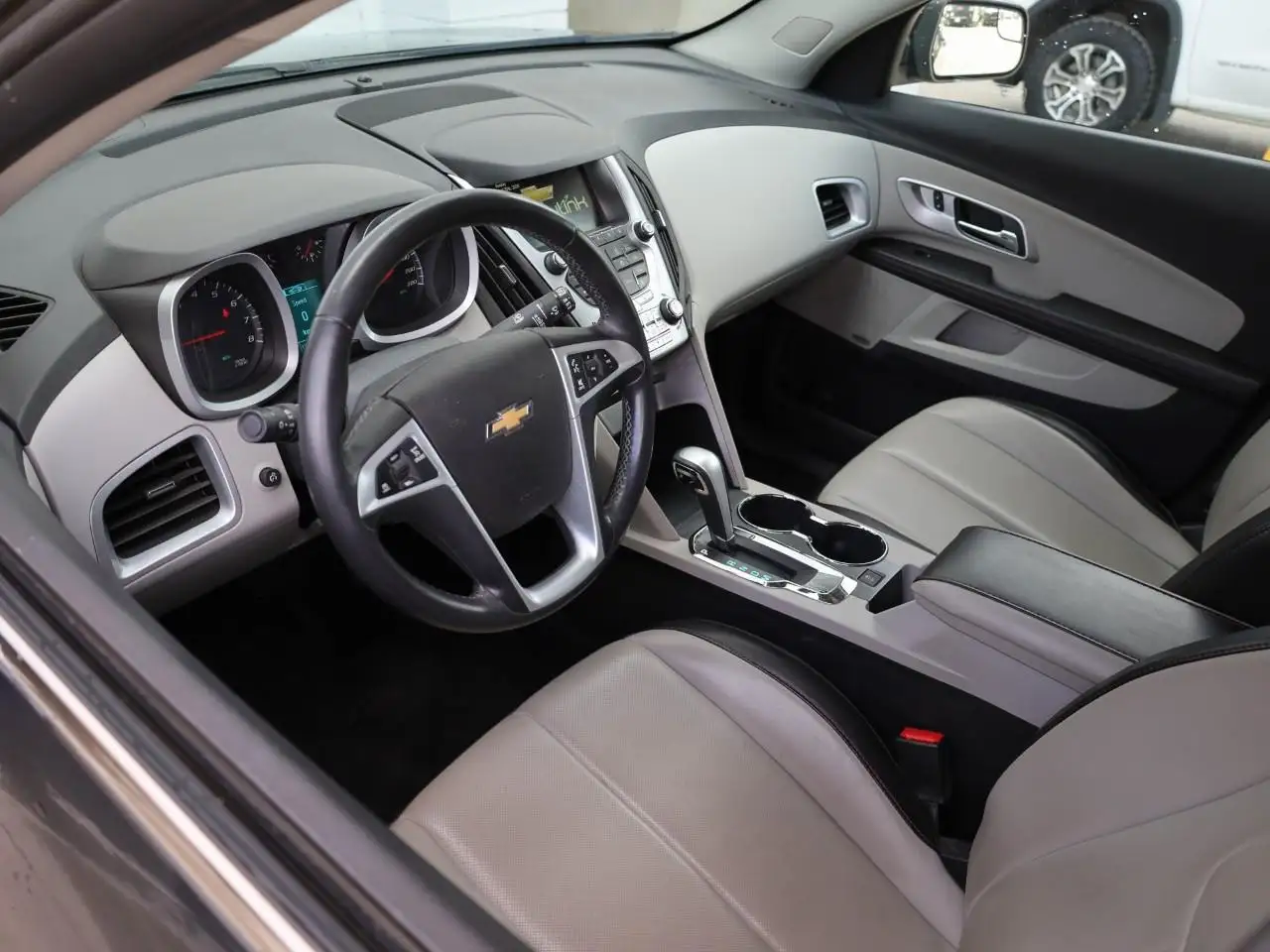 Chevrolet Equinox снимка Chevrolet Equinox