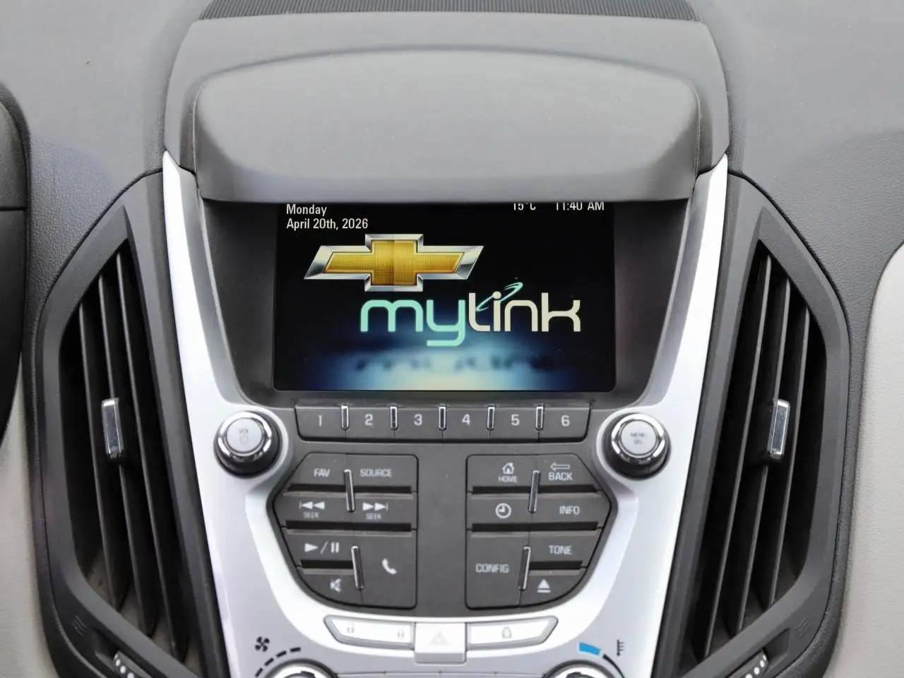 Chevrolet Equinox снимка Chevrolet Equinox