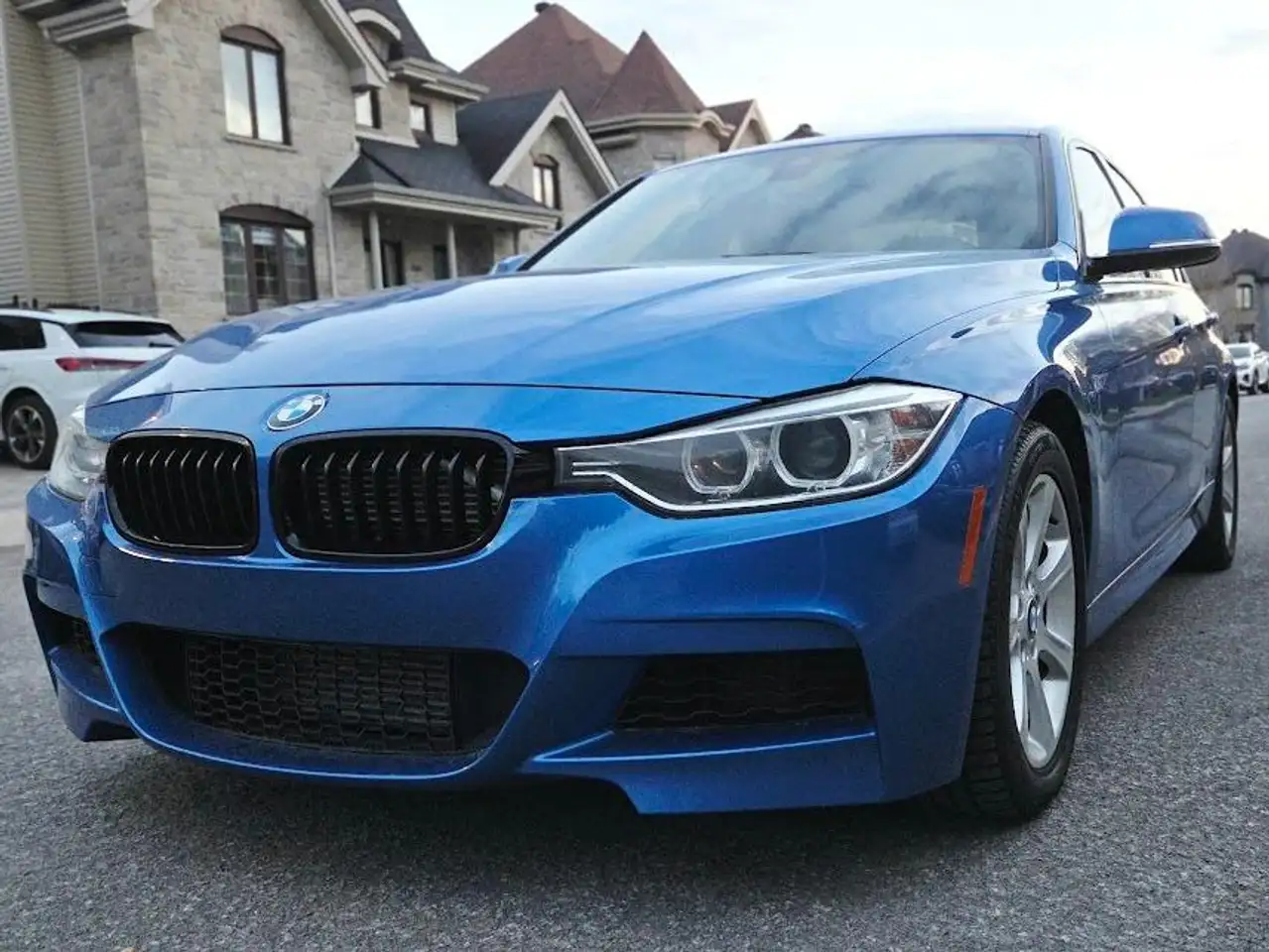 BMW 3 Series photo BMW 3 Series
