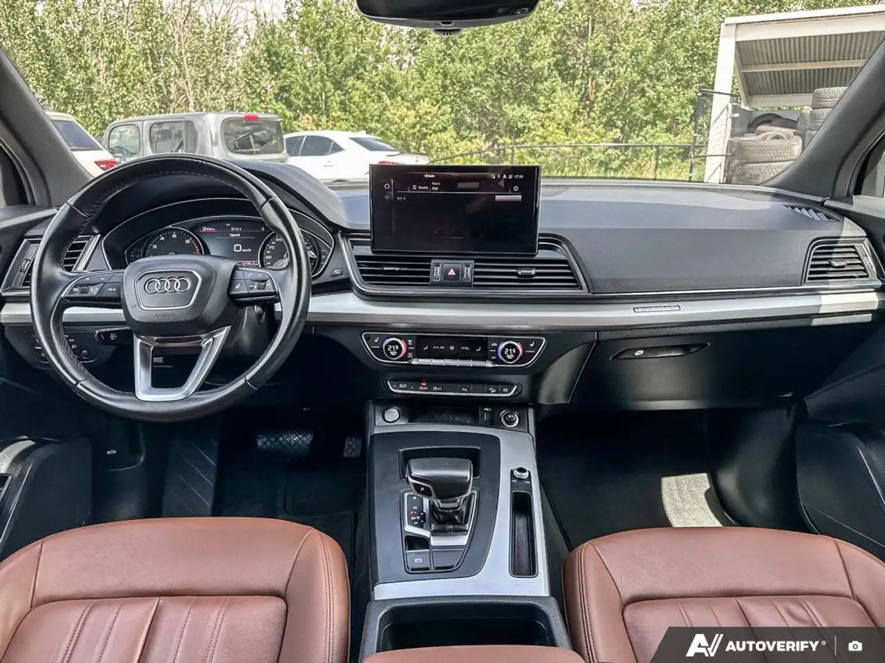 Audi Q5 снимка Audi Q5