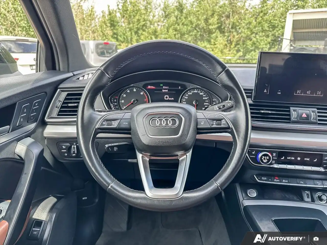 Audi Q5 снимка Audi Q5