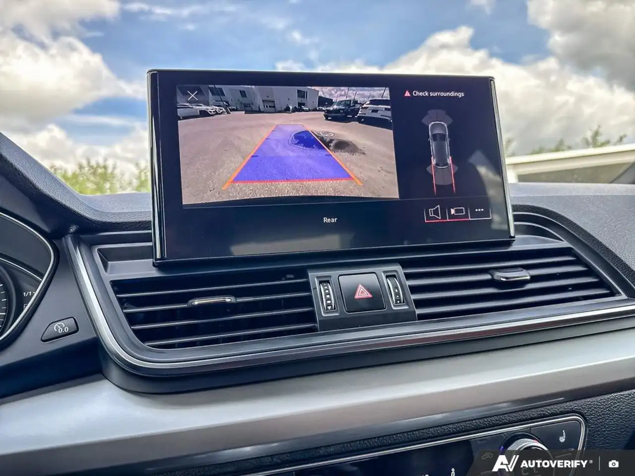 Audi Q5 снимка Audi Q5