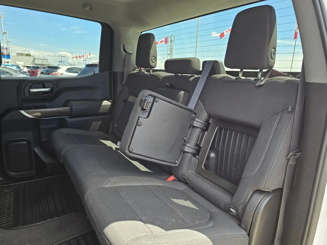 Chevrolet Silverado 1500 photo Chevrolet Silverado 1500