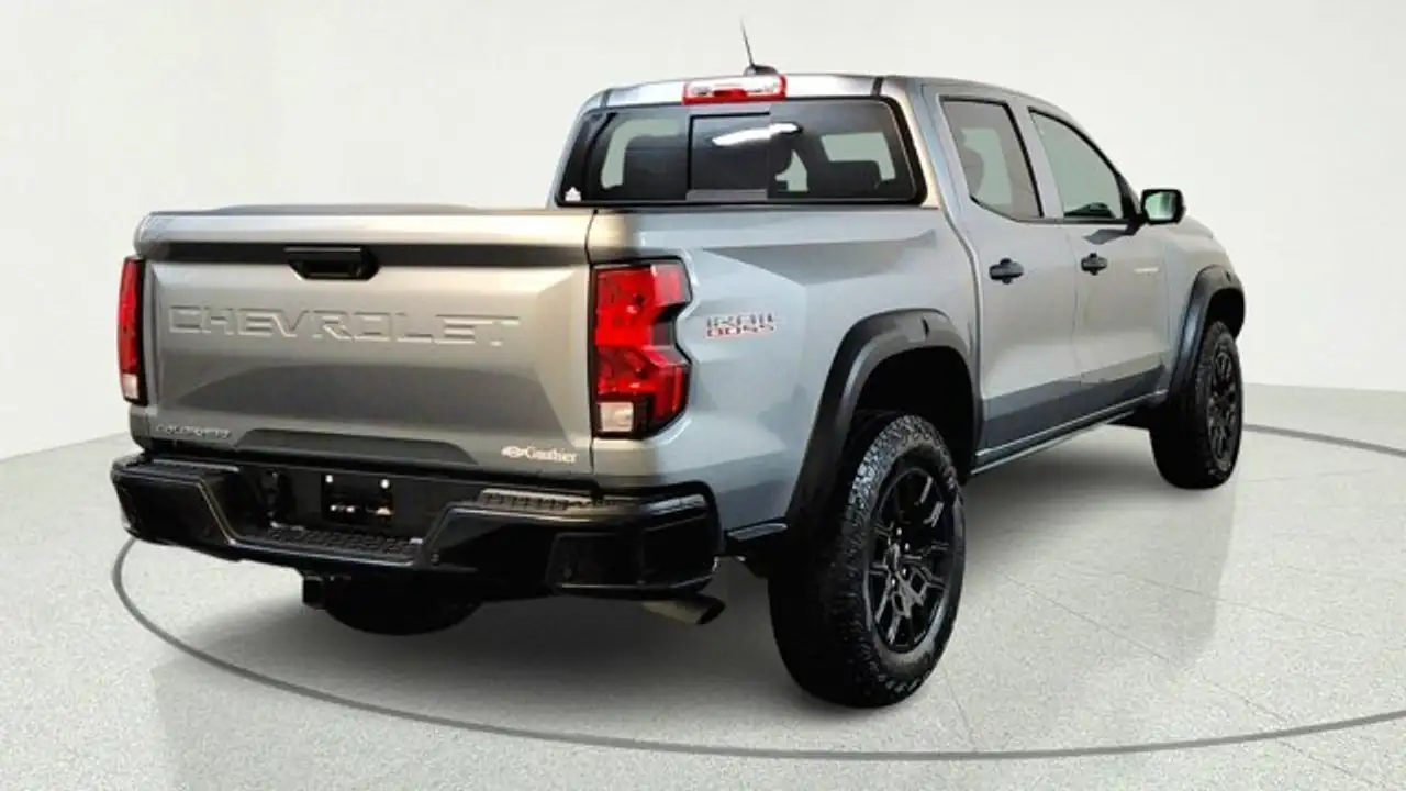 Chevrolet Colorado снимка Chevrolet Colorado