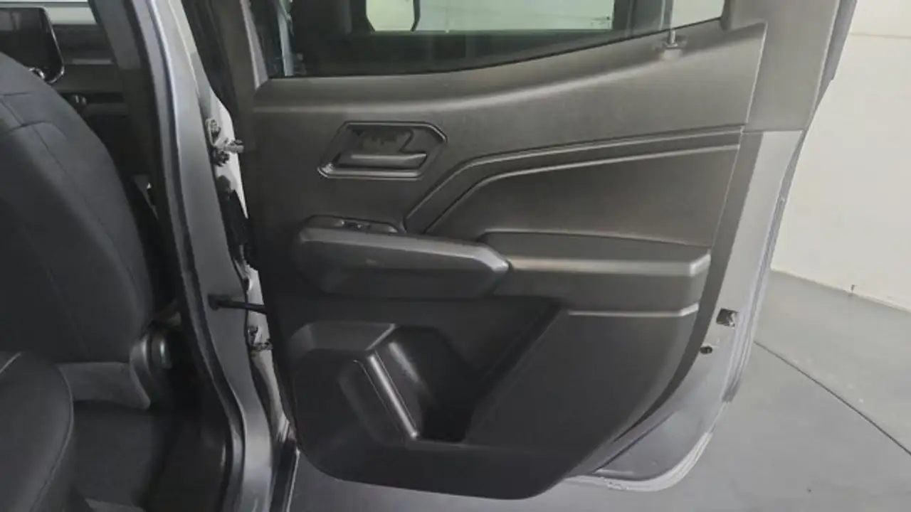 Chevrolet Colorado снимка Chevrolet Colorado