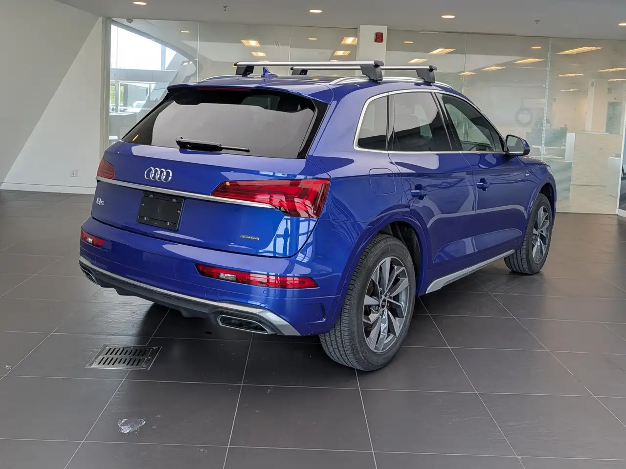 Audi Q5 снимка Audi Q5