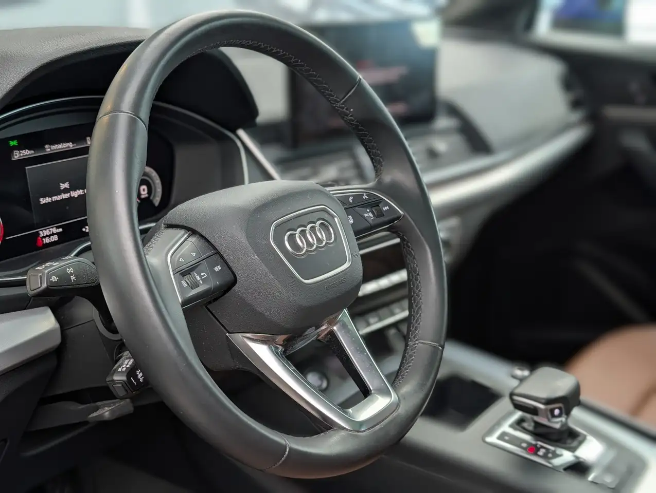 Audi Q5 снимка Audi Q5