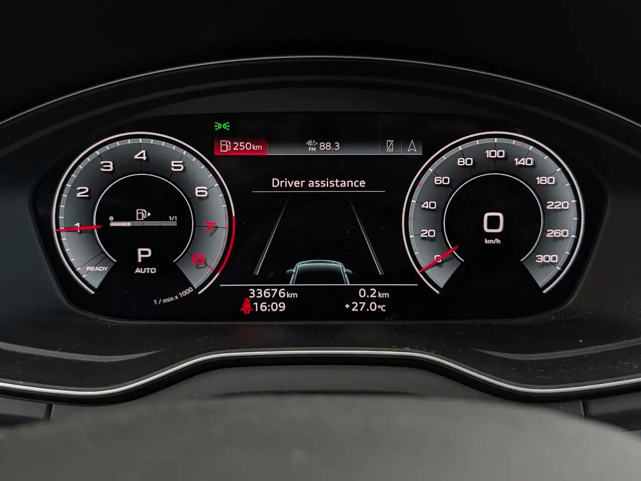 Audi Q5 снимка Audi Q5