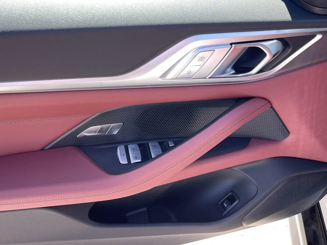 BMW i4 снимка BMW i4