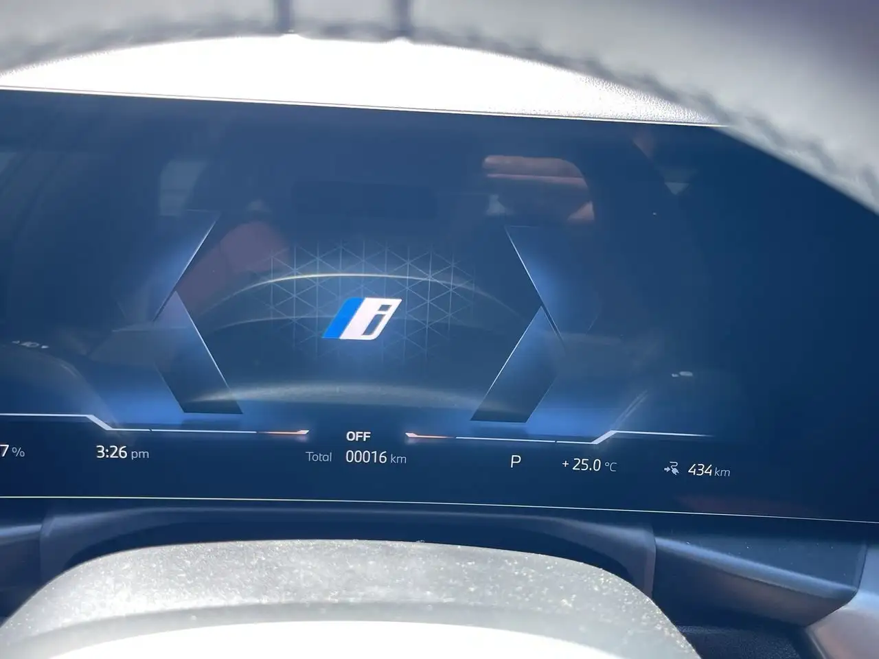 BMW i4 снимка BMW i4