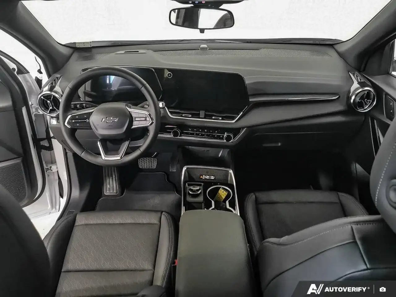 Chevrolet Equinox снимка Chevrolet Equinox