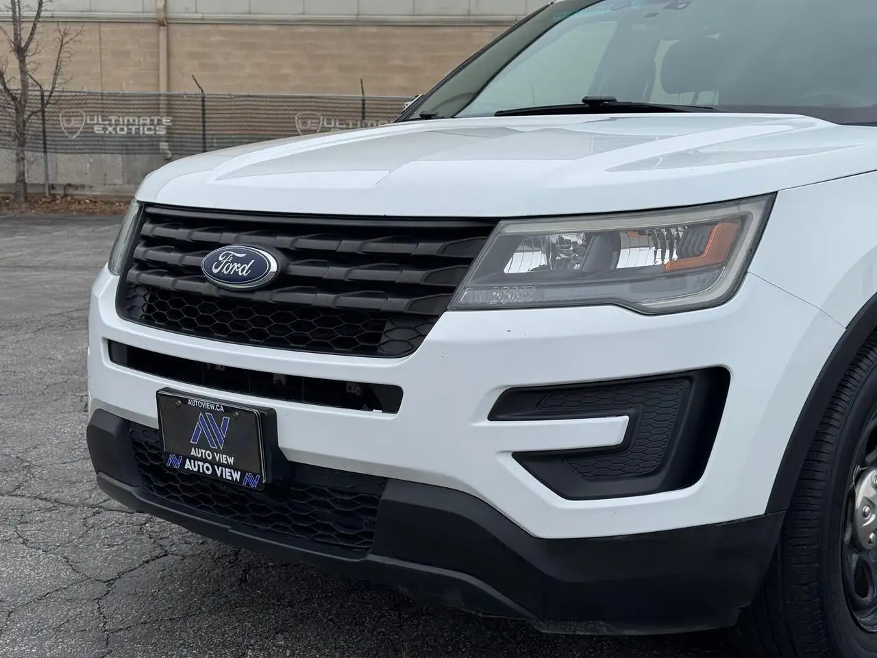 Ford Police Interceptor Utility снимка Ford Police Interceptor Utility