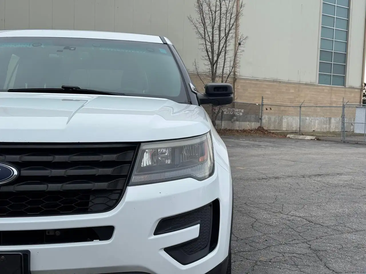 Ford Police Interceptor Utility снимка Ford Police Interceptor Utility