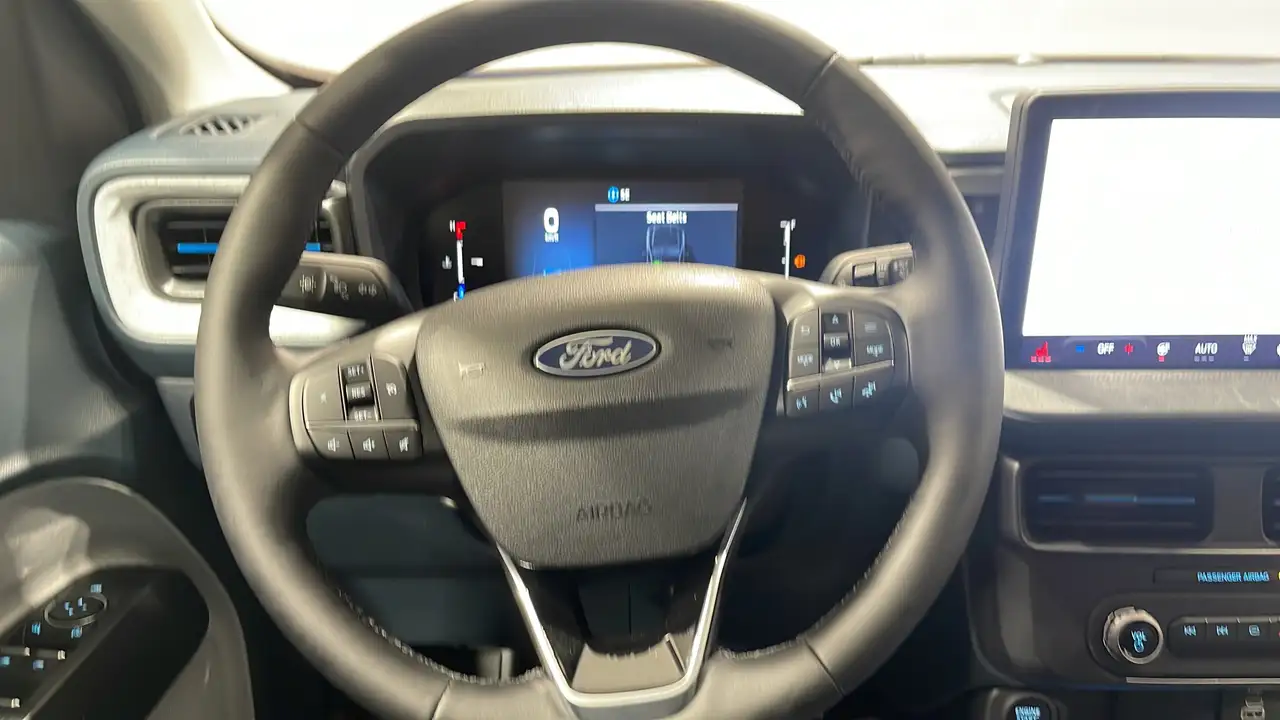 Ford Maverick снимка Ford Maverick