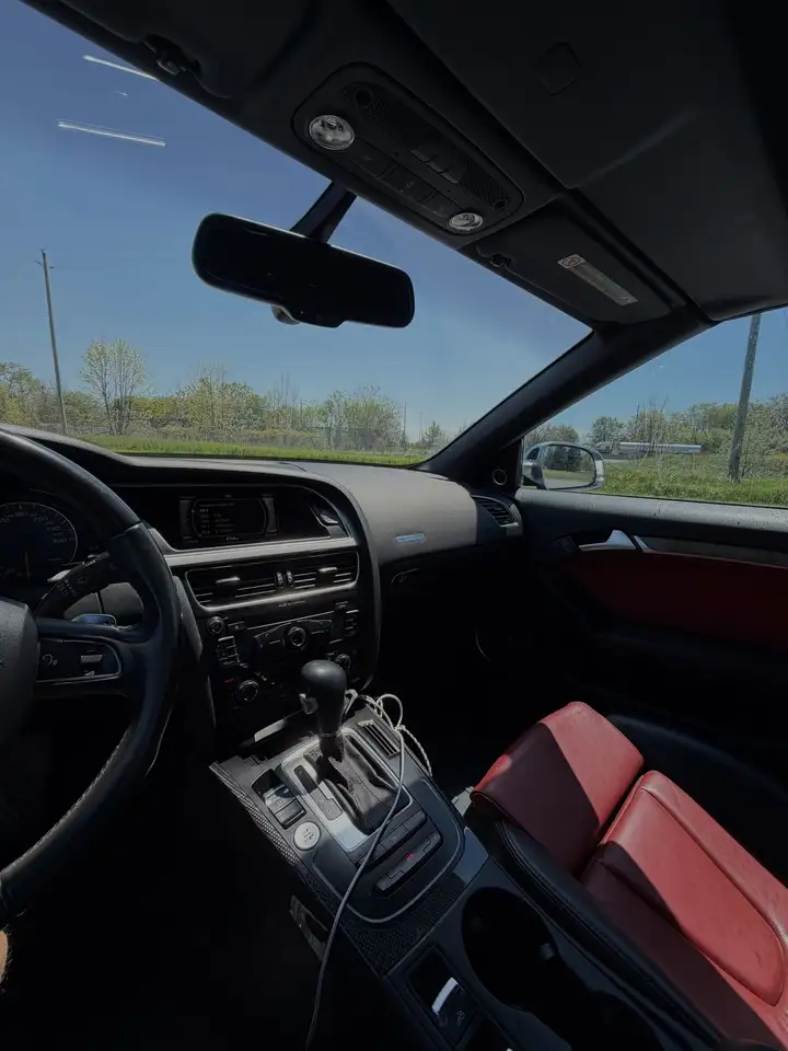 Audi S5 снимка Audi S5
