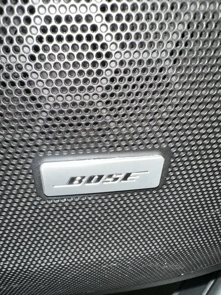 Cadillac XTS photo Cadillac XTS