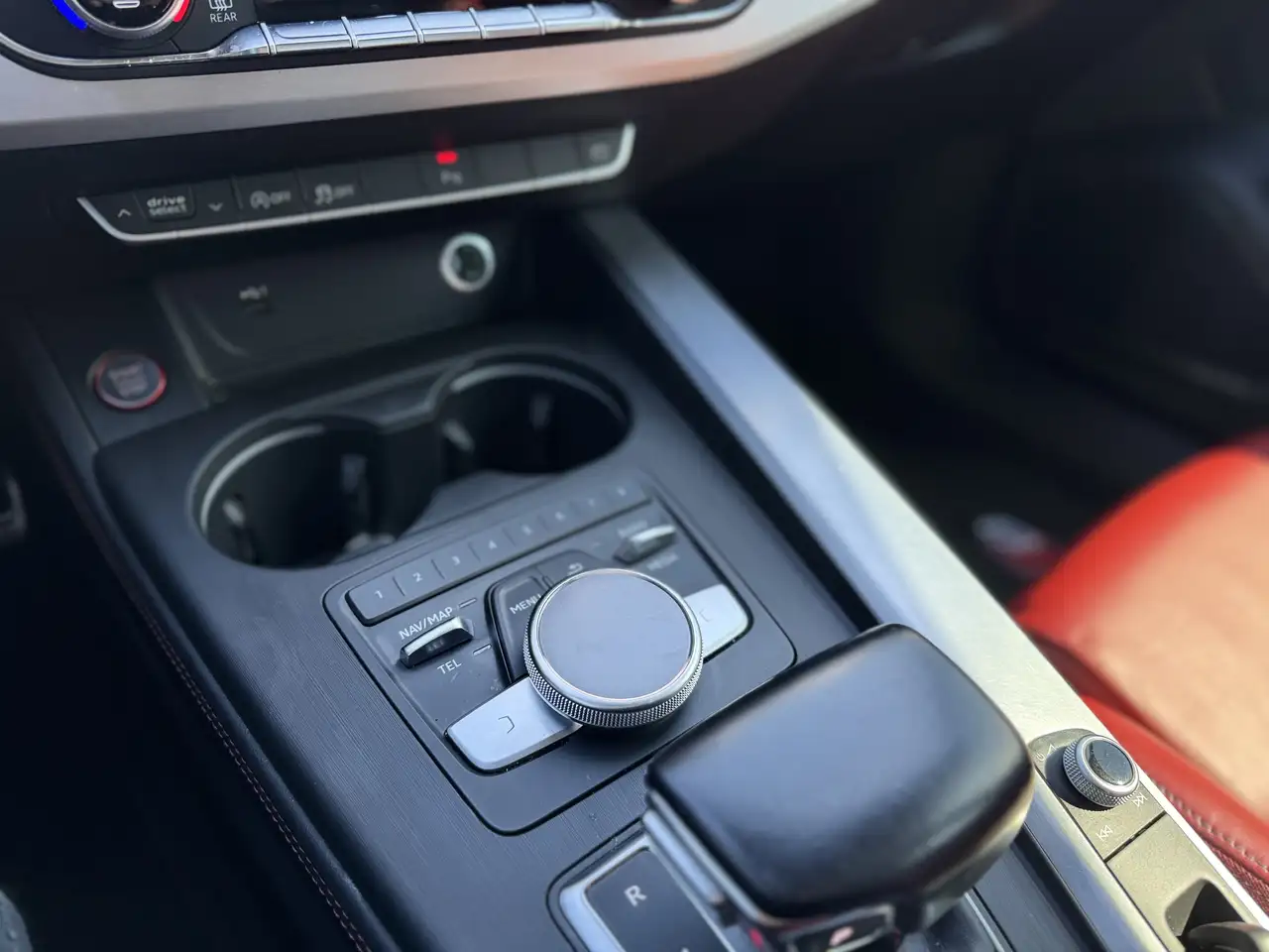 Audi S5 снимка Audi S5