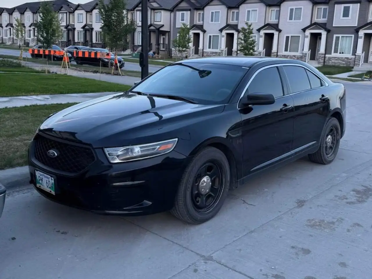 Ford Police Interceptor Sedan снимка Ford Police Interceptor Sedan