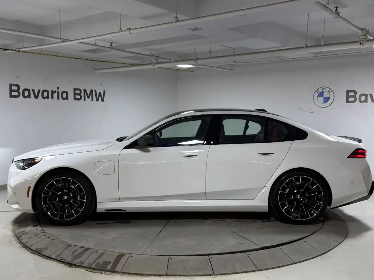 BMW M5 снимка BMW M5